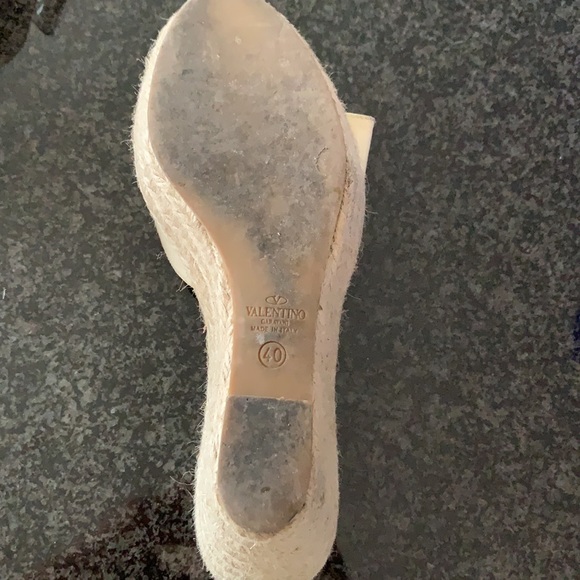 Valentino wages - Picture 8 of 9